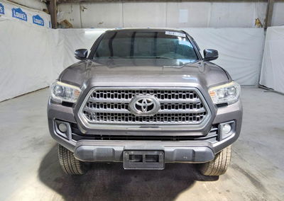 2020 Toyota Tacoma Trd Off-road, Minor Dents/Scratches damage, Copart lot 64611576, photo 5 of 6