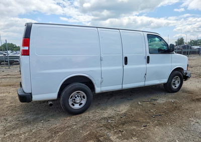 2021 Chevrolet Express G2500, daño Frontal, Copart lote 65574046, foto 3 de 6