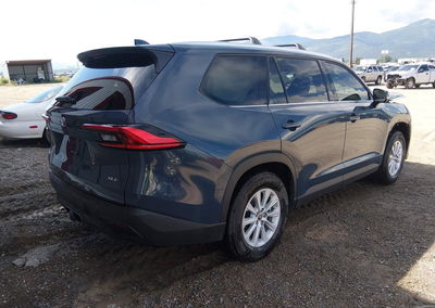 2024 Toyota Grand Highlander Xle, daño Frontal, Iaai lote 45486449, foto 4 de 6