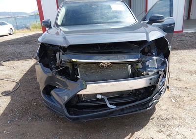 2024 Toyota Grand Highlander Xle, daño Frontal, Iaai lote 45486449, foto 6 de 6