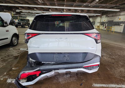 2024 Kia Sportage Lx, daño Trasero, Copart lote 61945956, foto 6 de 12