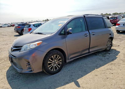 2019 Toyota Sienna Xle 8-passenger, daño Trasero, Copart lote 63770876