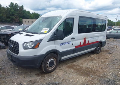 2019 Ford Transit-350 Xl, Roof damage, Iaai lot 45589480, photo 2 of 6