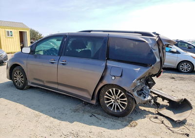 2019 Toyota Sienna Xle 8-passenger, daño Trasero, Copart lote 63770876, foto 2 de 6