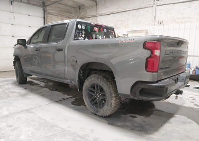 2021 Chevrolet Silverado 1500 4wd  Short Bed Lt Trail Boss, uszkodzenie: Przód, Iaai lot 44903224, zdjęcie 3 z 17