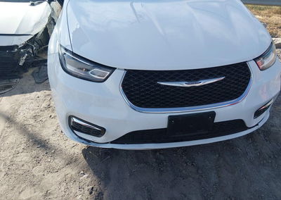 2026 Chrysler Pacifica Select, daño Frontal, Iaai lote 45910416, foto 6 de 6