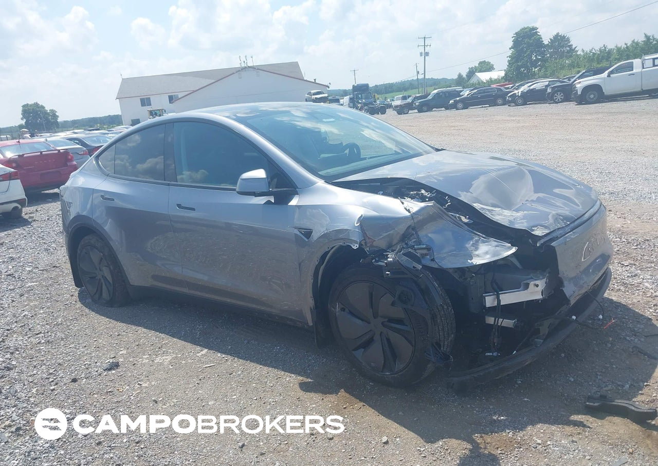 2026 Tesla Model Y Premium Rear-wheel Drive/rear-wheel Drive, daño Frontal derecho, Iaai lote 45499212