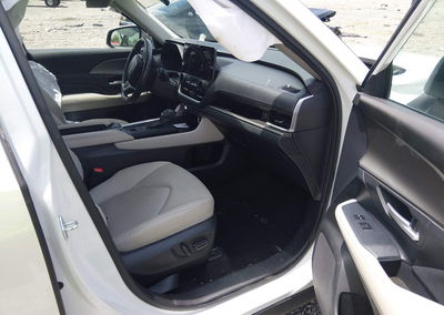 2024 Toyota Grand Highlander Xle, пошкодження: Лівий бік, Iaai лот 45628082, фото 5 з 6