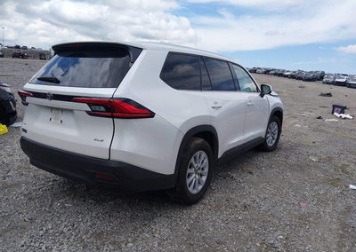 2024 Toyota Grand Highlander Xle, пошкодження: Лівий бік, Iaai лот 45628082, фото 4 з 6