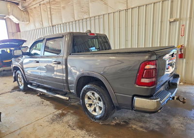 2021 Ram 1500 Laramie, daño Frontal, Copart lote 62306676, foto 2 de 6