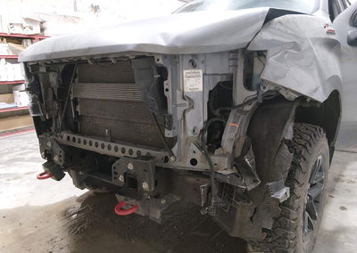 2021 Chevrolet Silverado 1500 4wd  Short Bed Lt Trail Boss, uszkodzenie: Przód, Iaai lot 44903224, zdjęcie 6 z 17