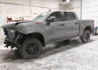 2021 Chevrolet Silverado 1500 4wd  Short Bed Lt Trail Boss, uszkodzenie: Przód, Iaai lot 44903224, zdjęcie 2 z 17