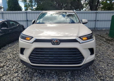 2024 Toyota Grand Highlander Xle, daño Vandalismo, Copart lote 63303356, foto 5 de 6