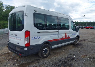 2019 Ford Transit-350 Xl, Roof damage, Iaai lot 45589480, photo 4 of 6