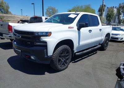 2021 Chevrolet Silverado 1500 4wd  Short Bed Lt Trail Boss, Theft damage, Iaai lot 45921190, photo 2 of 16