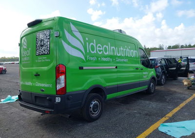 2024 Ford Transit-250, daño Lateral izquierdo, Iaai lote 45187593, foto 4 de 17