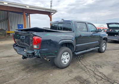 2022 Toyota Tacoma Sr V6, uszkodzenie: Tył, Copart lot 62973546, zdjęcie 3 z 6