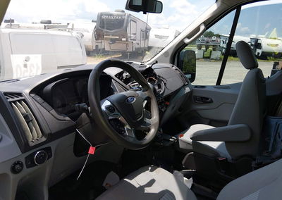2019 Ford Transit-350 Xlt, daño Electrical, Iaai lote 45686086, foto 5 de 6