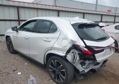 2022 Lexus Ux 200, daño Trasero, Iaai lote 45566365, foto 3 de 6