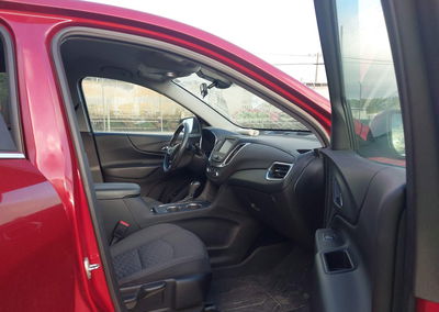 2021 Chevrolet Equinox Awd Lt, daño Trasero, Iaai lote 45896216, foto 5 de 16