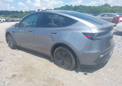 2026 Tesla Model Y Premium Rear-wheel Drive/rear-wheel Drive, daño Frontal derecho, Iaai lote 45499212, foto 3 de 6