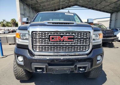 2019 Gmc Sierra K2500 Denali, daño Mecánico, Copart lote 66139656, foto 5 de 12