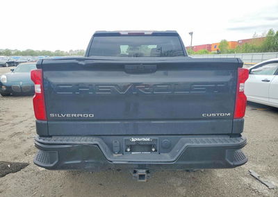 2021 Chevrolet Silverado K1500 Custom, daño Frontal, Copart lote 50487756, foto 6 de 6