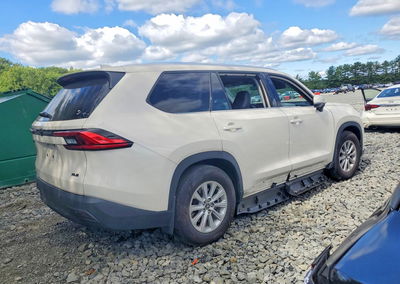 2024 Toyota Grand Highlander Xle, daño Vandalismo, Copart lote 63303356, foto 3 de 6