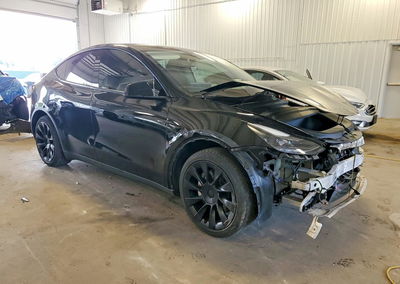 2023 Tesla Model Y, uszkodzenie: Przód, Copart lot 63911576, zdjęcie 4 z 6