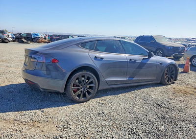 2020 Tesla Model S, daño Frontal, Copart lote 63313896, foto 3 de 14