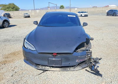 2020 Tesla Model S, daño Frontal, Copart lote 63313896, foto 5 de 14