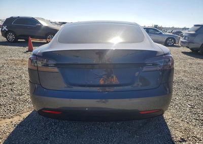 2020 Tesla Model S, daño Frontal, Copart lote 63313896, foto 6 de 14