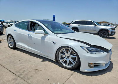 2020 Tesla Model S, daño Inundación, Copart lote 58943736, foto 4 de 14