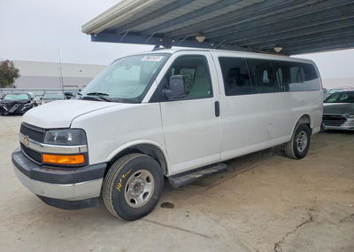 2025 Chevrolet Express G3500 Lt, daño Trasero, Copart lote 63758366, foto 1 de 6