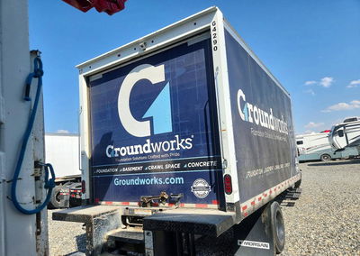 2020 Gm Gm515 Box Truck, daño Frontal, Copart lote 60659576, foto 3 de 6