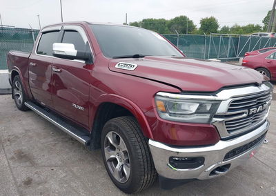 2021 Ram 1500 Laramie  4x4 5'7 Box, daño Lateral izquierdo, Iaai lote 45793110