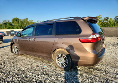 2020 Toyota Sienna Xle Premium 8-passenger, daño Frontal, Copart lote 66789206, foto 2 de 6