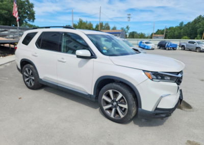 2025 Honda Pilot Touring, uszkodzenie: Przód, Copart lot 67566866, zdjęcie 4 z 6