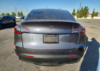 2023 Tesla Model Y, uszkodzenie: Bok, Copart lot 63693896, zdjęcie 6 z 6