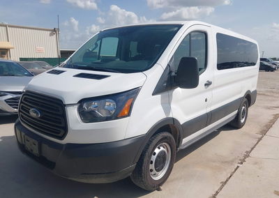 2019 Ford Transit-150 Xl, uszkodzenie: Tył, Iaai lot 45604445, zdjęcie 2 z 6