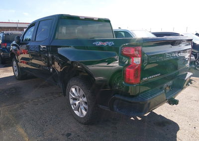 2022 Chevrolet Silverado 1500 4wd  Short Bed Custom, uszkodzenie: Tył, Iaai lot 45886638, zdjęcie 3 z 22