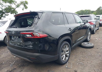 2026 Toyota Grand Highlander Limited, Roof damage, Iaai lot 45412543, photo 4 of 6