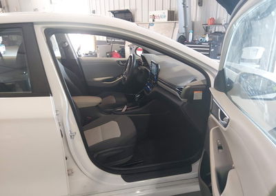2020 Hyundai Ioniq Hybrid Blue, пошкодження: Normal Wear & Tear, Iaai лот 45694305, фото 5 з 6