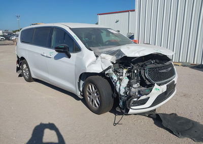2026 Chrysler Pacifica Select, uszkodzenie: Front & Rear, Iaai lot 45847588