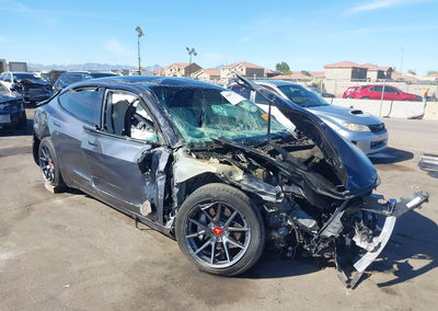 2022 Tesla Model 3 Long Range Dual Motor All-wheel Drive, daño Frontal derecho, Iaai lote 44607584, foto 6 de 6