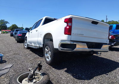2021 Chevrolet Silverado 1500 4wd  Standard Bed Lt, uszkodzenie: Prawy przód, Iaai lot 45283028, zdjęcie 3 z 16