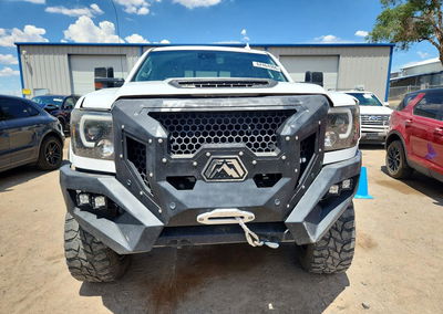 2019 Gmc Sierra K2500 Denali, daño Frontal, Copart lote 62464906, foto 5 de 12
