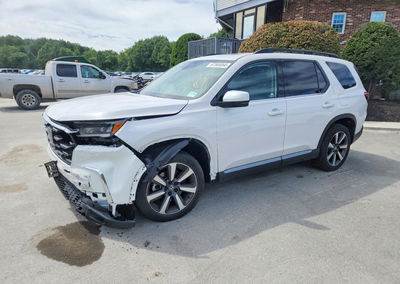 2025 Honda Pilot Touring, Front End damage, Copart lot 67566866