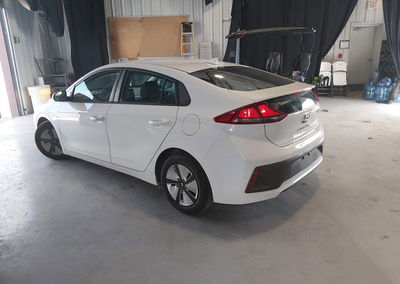 2020 Hyundai Ioniq Hybrid Blue, uszkodzenie: Normal Wear & Tear, Iaai lot 45670234, zdjęcie 3 z 6