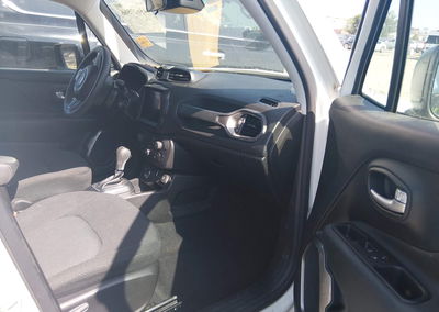 2023 Jeep Renegade Latitude 4x4, Front End damage, Iaai lot 45627566, photo 5 of 15